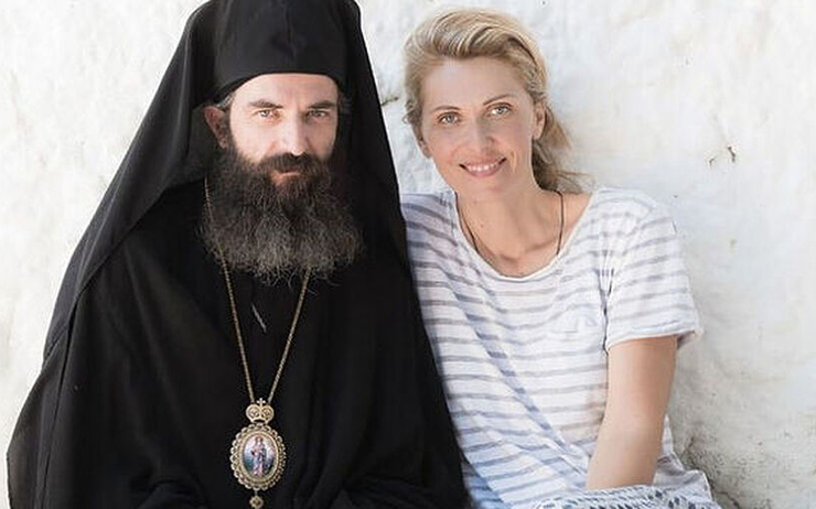 Man of God : Directeur film Yelena Popovic et acteur Aris Servetalis, dans le rôle de St. Nektarios