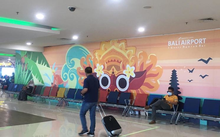 Couloir de l'aéroport de Bali