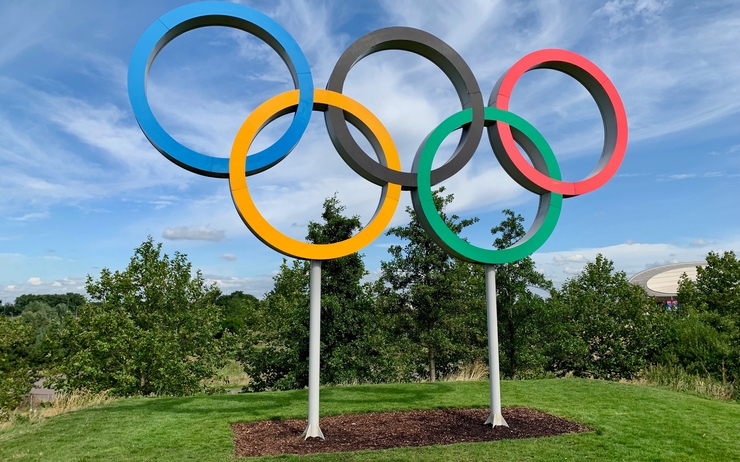 Les cinq anneaux, symbole des jeux olympiques 