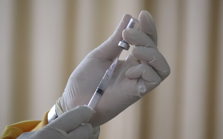 Préparation d’une piqure de vaccin