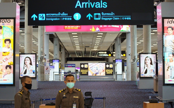 Arrivee a l'Aeroport International Suvarnabhumi en Thailande durant la crise du Covid