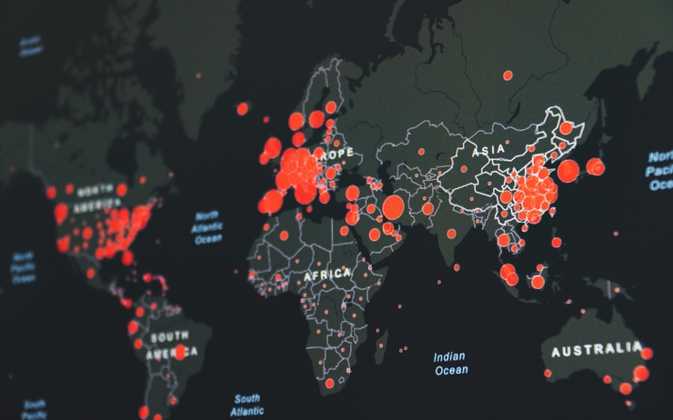 Carte du monde montrant la propagation du virus