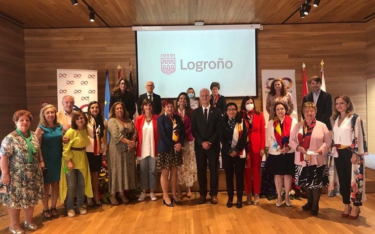 mujeres avenir et l'équipe municipale de Logroño
