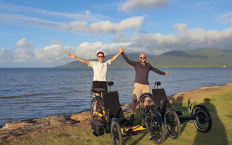 Deux Roumains envisagent de traverser l'Australie en tricycle 