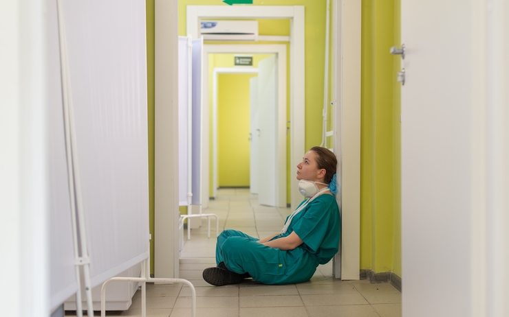 Le gouvernement grec licencie des infirmiers
