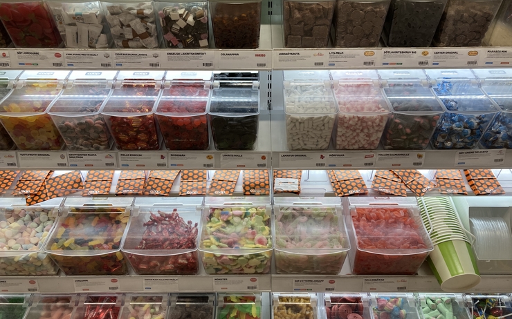 Bonbons lördagsgodis Suède magasin rayon supermarché sucre friandises 