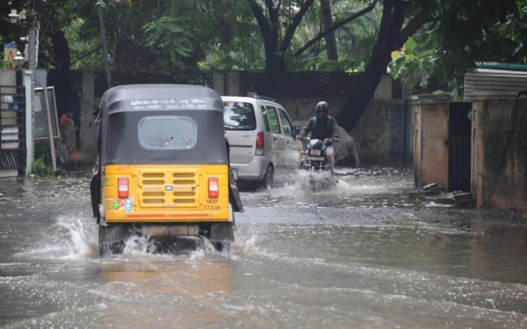 une rue de Chennai inondée 10 novembre 2021