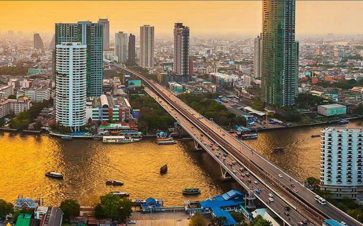 Vue de Bangkok et son fleuve