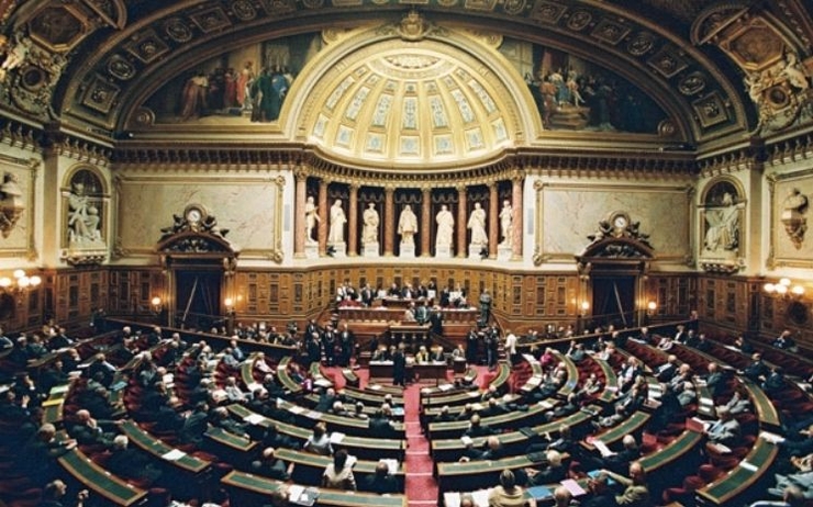 Photo de l'hémicycle du Sénat en séance plénière