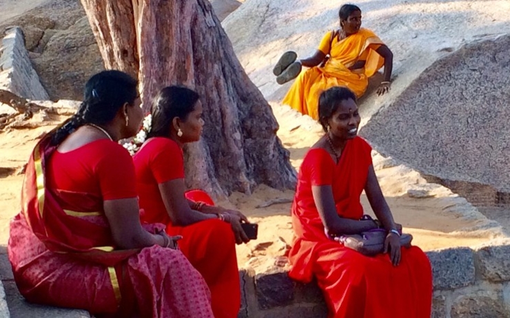 femmes discutant en Inde