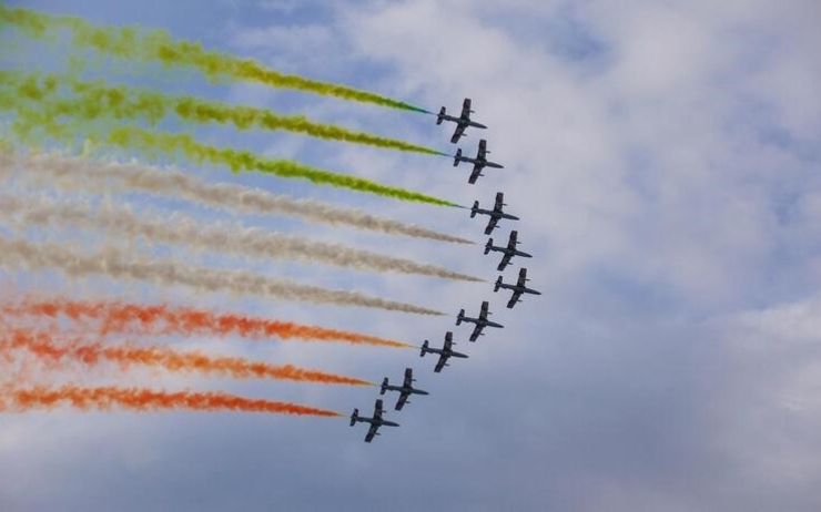 flèches tricolores drapeau italien