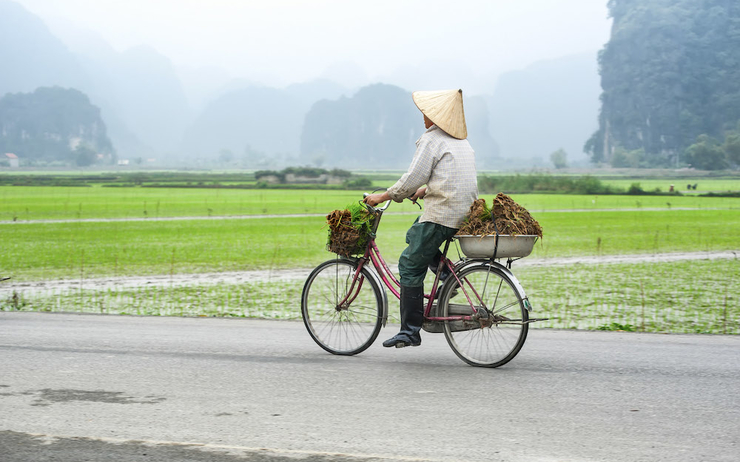 balade vélo rizière vietnam avec Shanti Travel 