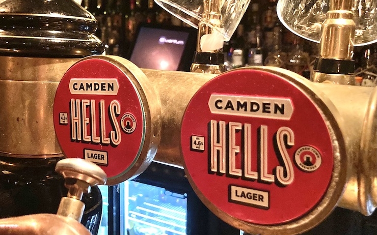 Pub londonien bière de la marque Camden