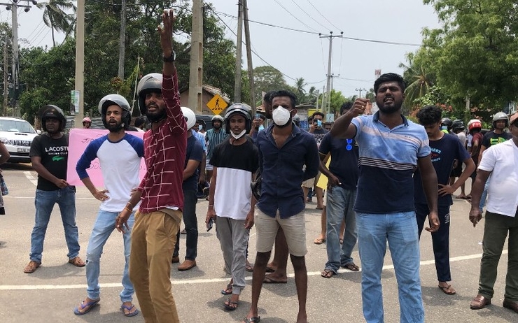 Manifestations devant la base navale de Trincomalee au Sri Lanka