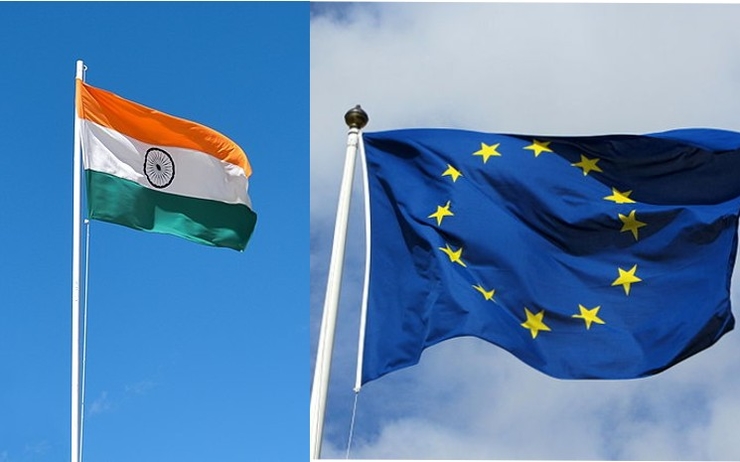 les drapeaux de l'Inde et de l'Union Européenne
