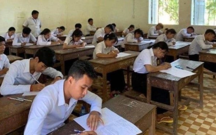 examen scolaire cambodge lycée