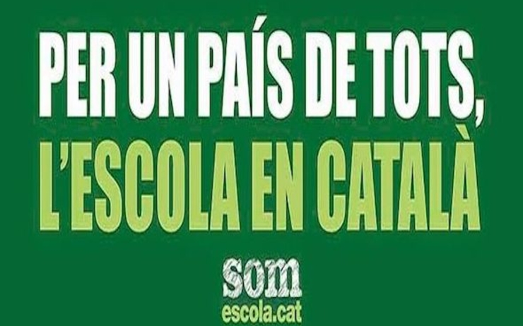 une affiche pour l'école seulement en catalan