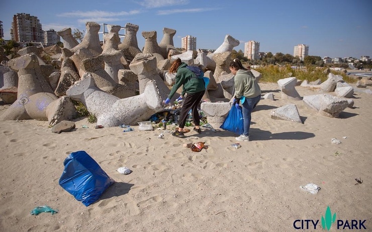 Une édition réussie du #Merci !, une campagne de nettoyage des plages en Roumanie