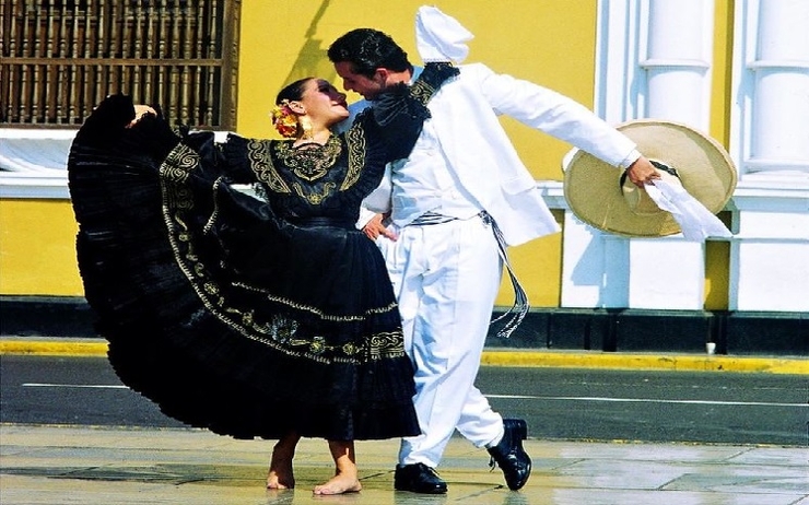La Marinera : la danse typique la plus emblématique du Pérou