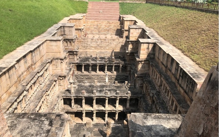 Le puits à degrés Rani-ki-Vav à Patan dans le Gujarat en Inde