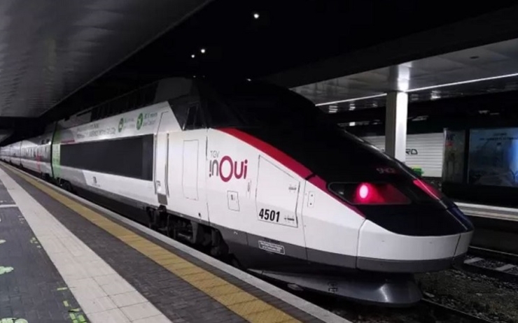 TGV Inoui en gare de Milan Garibaldi