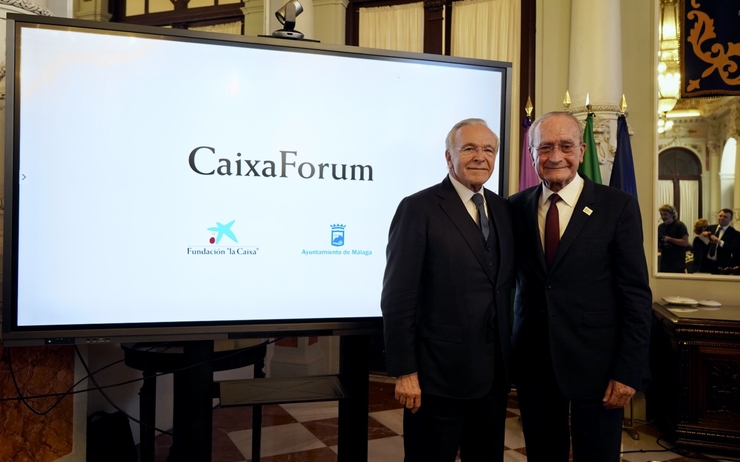 Francisco de la Torre, et le président de la Fondation "la Caixa", Isidro Fainé, ont signé jeudi un accord pour la création d'un nouvel équipement culturel CaixaForum dans la ville de Malaga